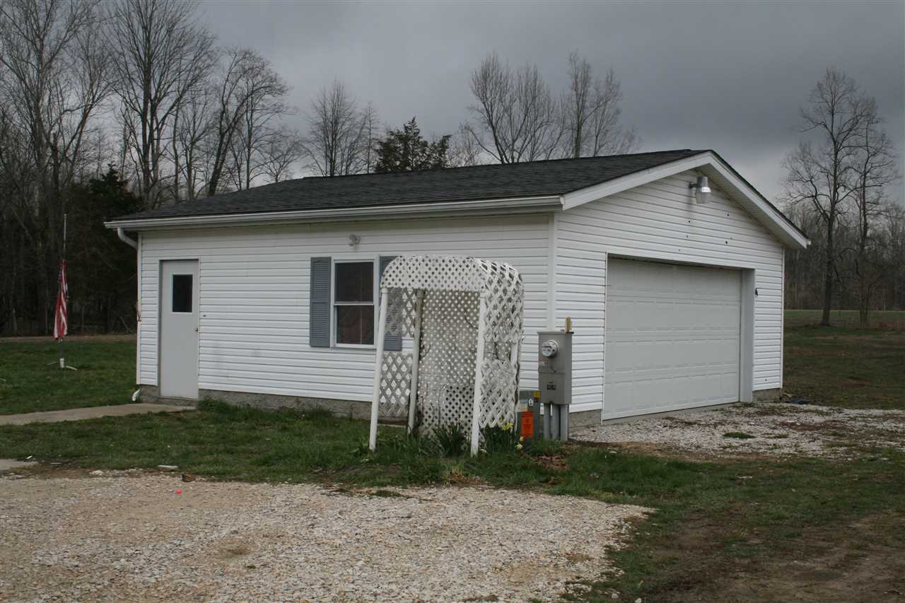 225 Standish Steel Road Bedford, IN 47421 - Photo 22 of 23 Gallery Image 22