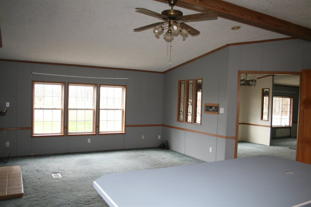 225 Standish Steel Road Bedford, IN 47421 - Photo 6 of 23 Gallery Image 6