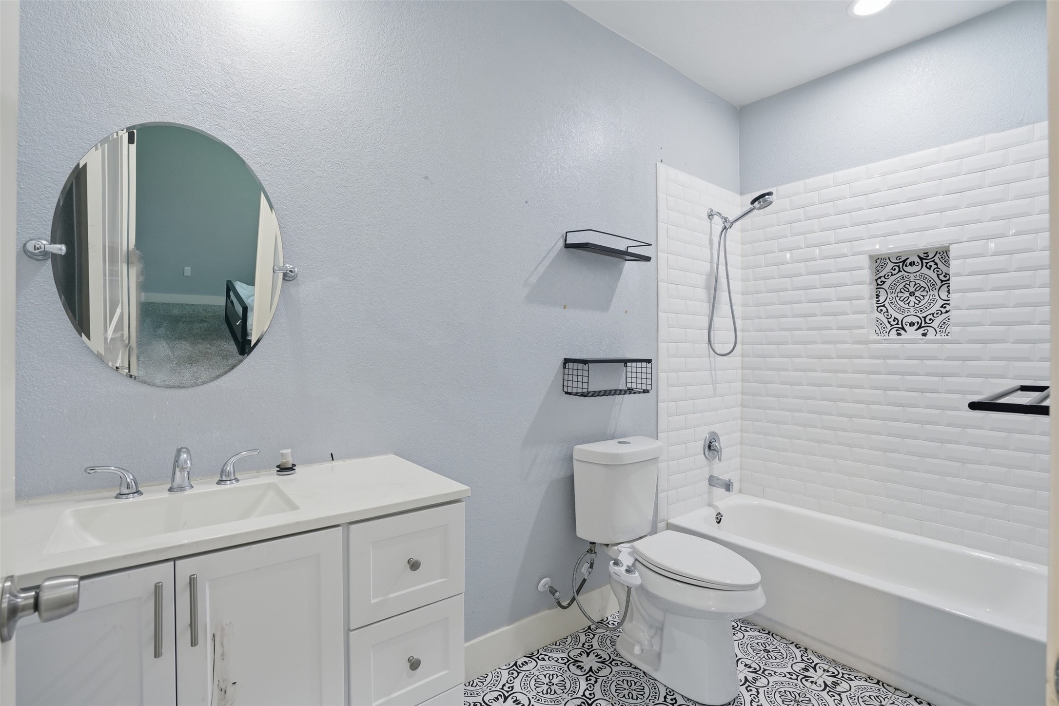 9319 Seeker Street Houston, TX 77028 - Photo 11 of 23
