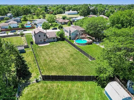$395,000 | 7912 West Barbara Lane, Frankfort, IL 60423