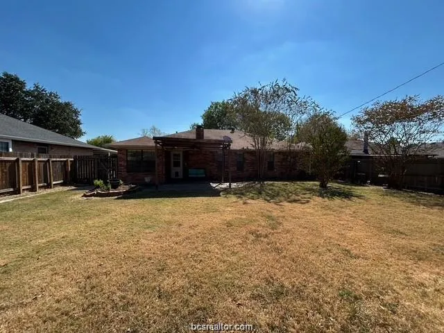 $1,825 | 3917 Seminole Court, Bryan, TX 77802