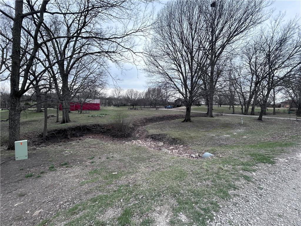 835 North 1710th Road Lawrence, KS 66049 - Photo 2 of 33