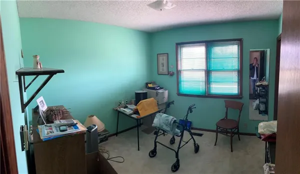 $385,000 | 835 North 1710th Road, Lawrence, KS 66049