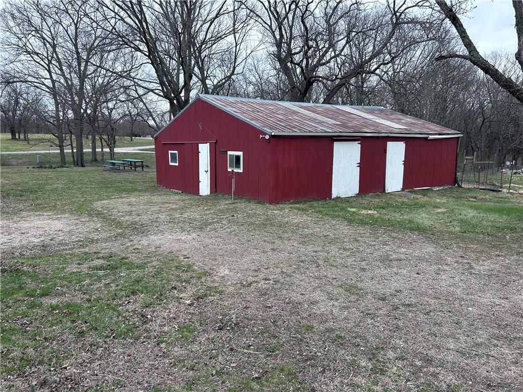 835 North 1710th Road Lawrence, KS 66049 - Photo 5 of 33