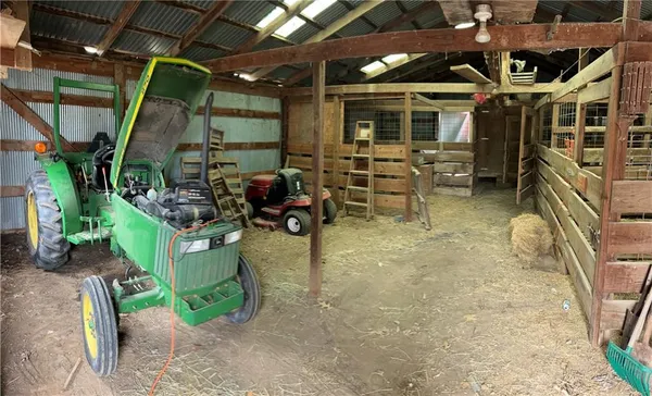 $385,000 | 835 North 1710th Road, Lawrence, KS 66049