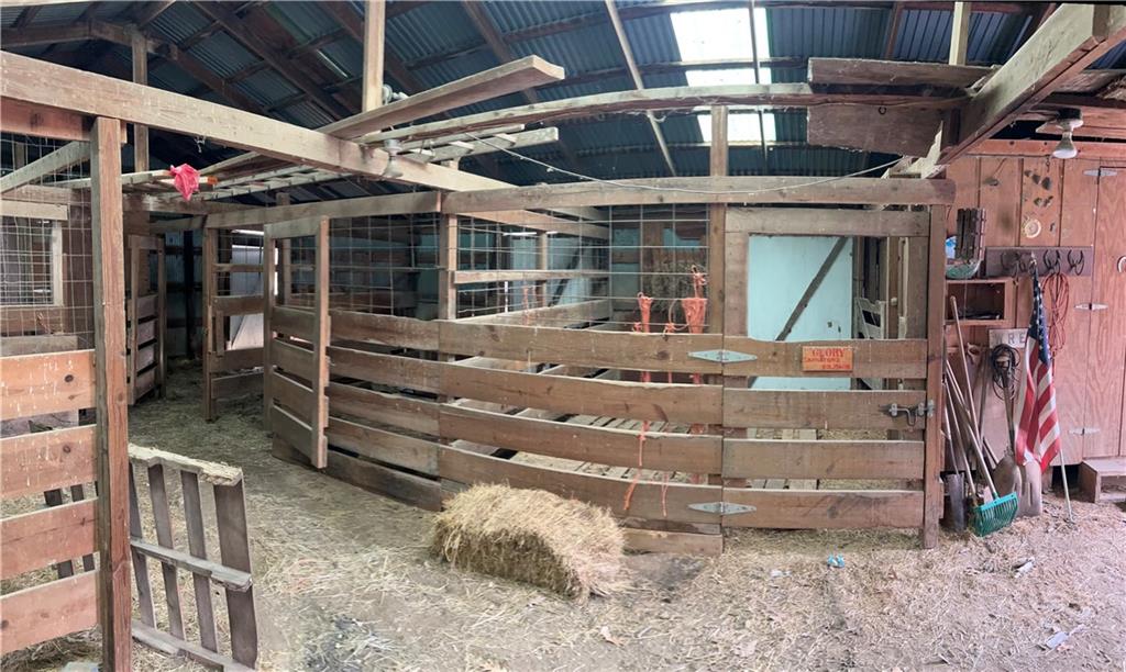 835 North 1710th Road Lawrence, KS 66049 - Photo 7 of 33