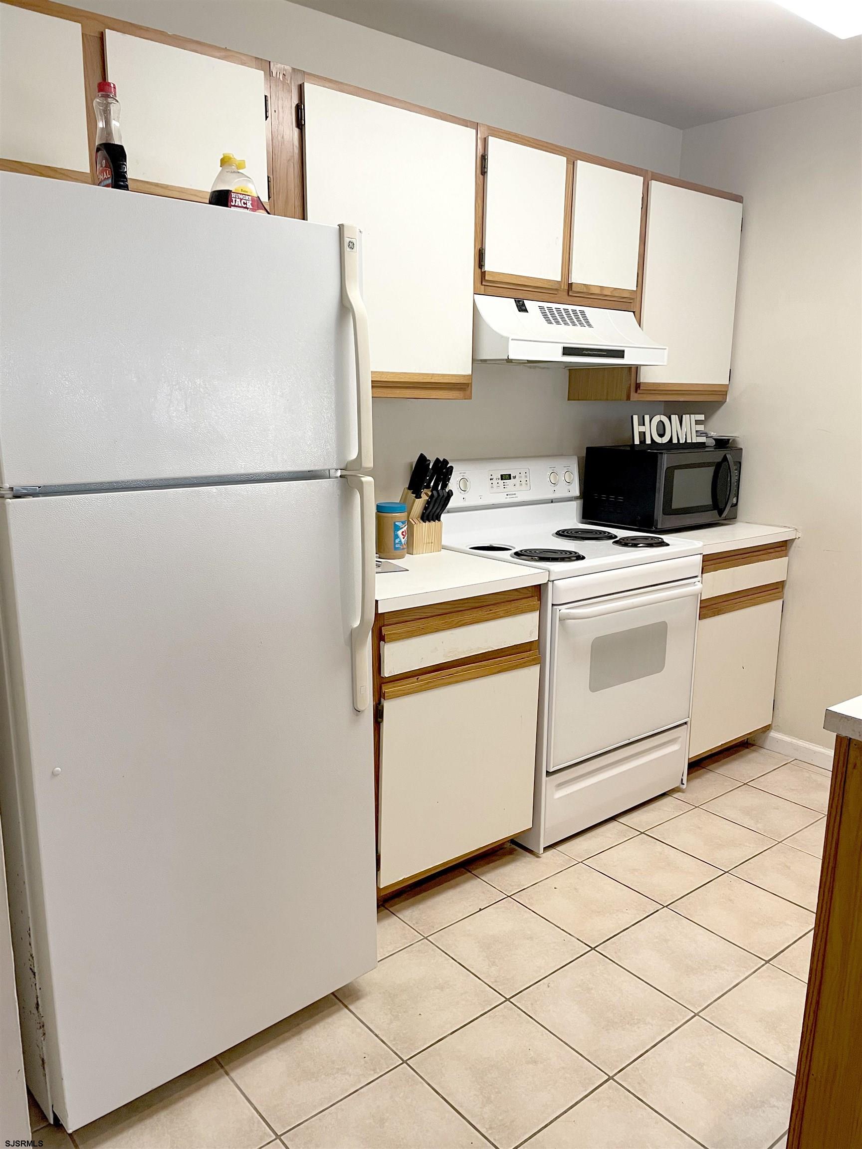 201 Meadow Ridge Road, Unit 201 Galloway Township, NJ 08205 - Photo 6 of 12 Gallery Image 6