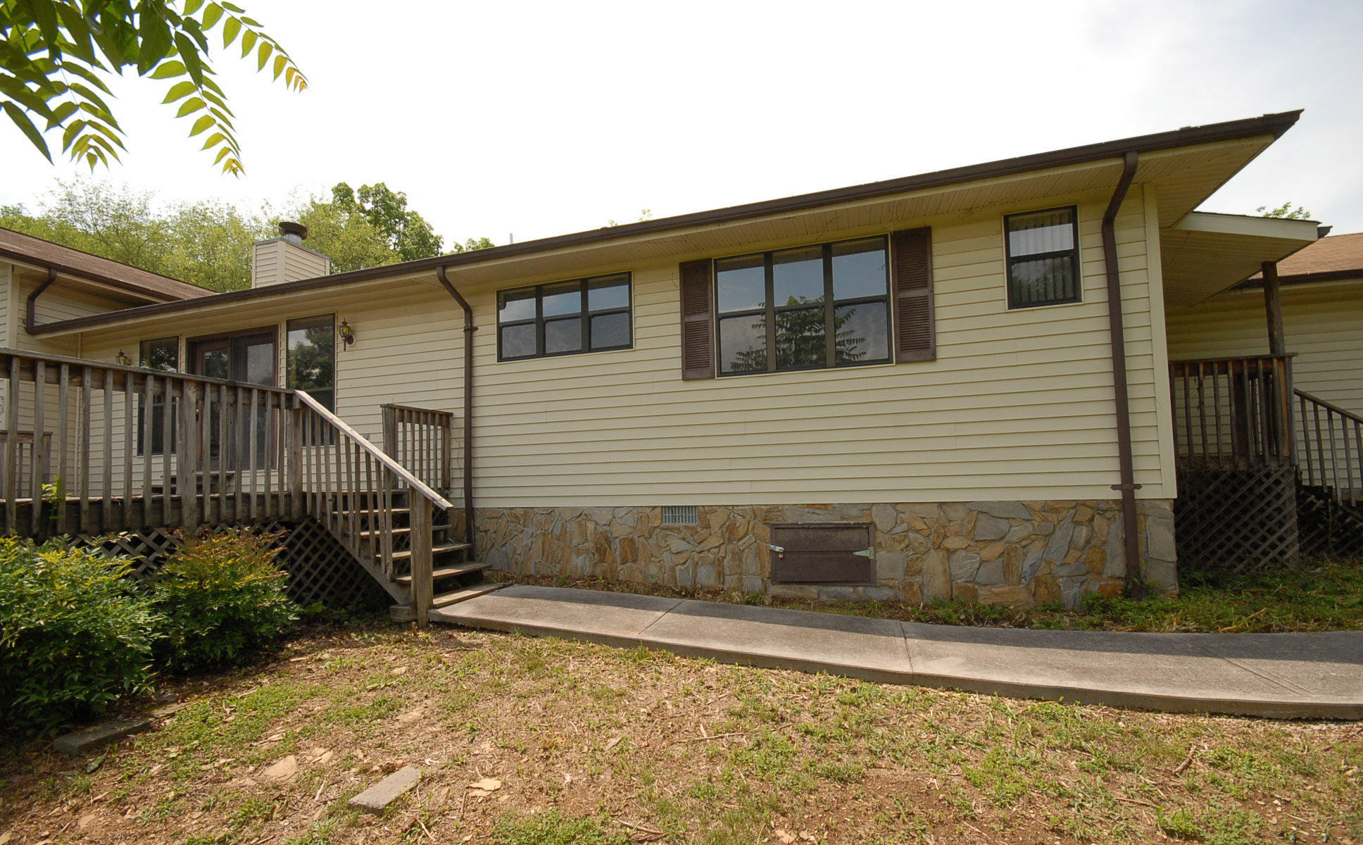 263 Reece Lane Seymour, TN 37865 - Photo 13 of 14 back