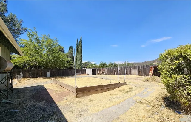 $190,000 | 2955 4th Street, Clearlake, CA 95422