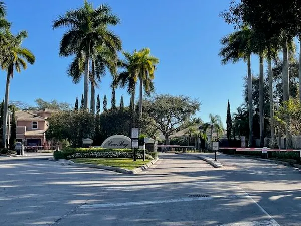 $3,600 | 6352 Northwest 36th Avenue, Coconut Creek, FL 33073