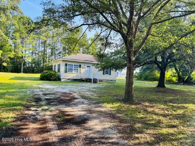 $1,395 | 3660 Old Maco Road Northeast, Leland, NC 28451