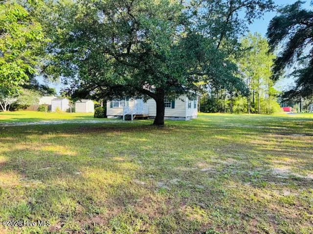 $1,395 | 3660 Old Maco Road Northeast, Leland, NC 28451