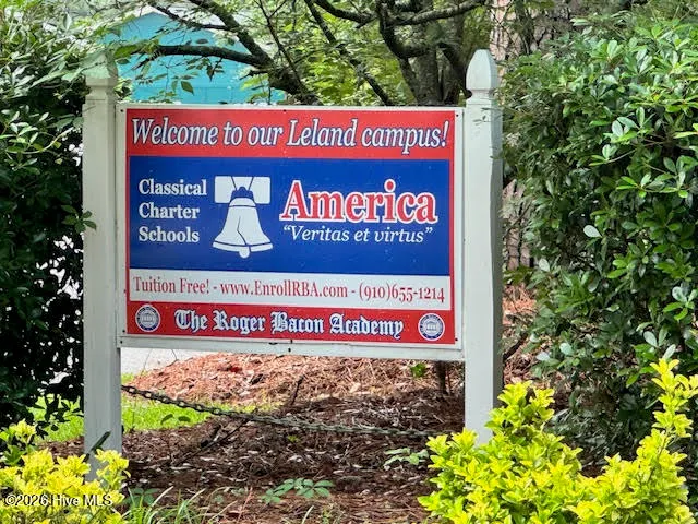 $1,395 | 3660 Old Maco Road Northeast, Leland, NC 28451