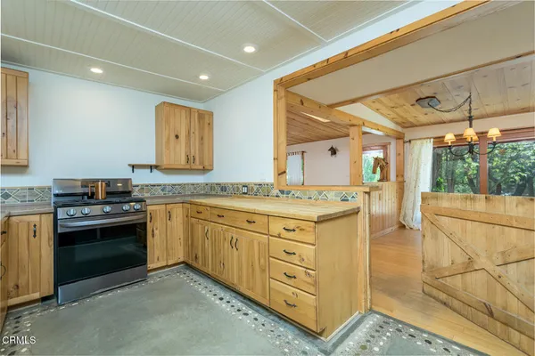 $1,195,411 | 11461 Riverwood Drive, Sylmar, CA 91342
