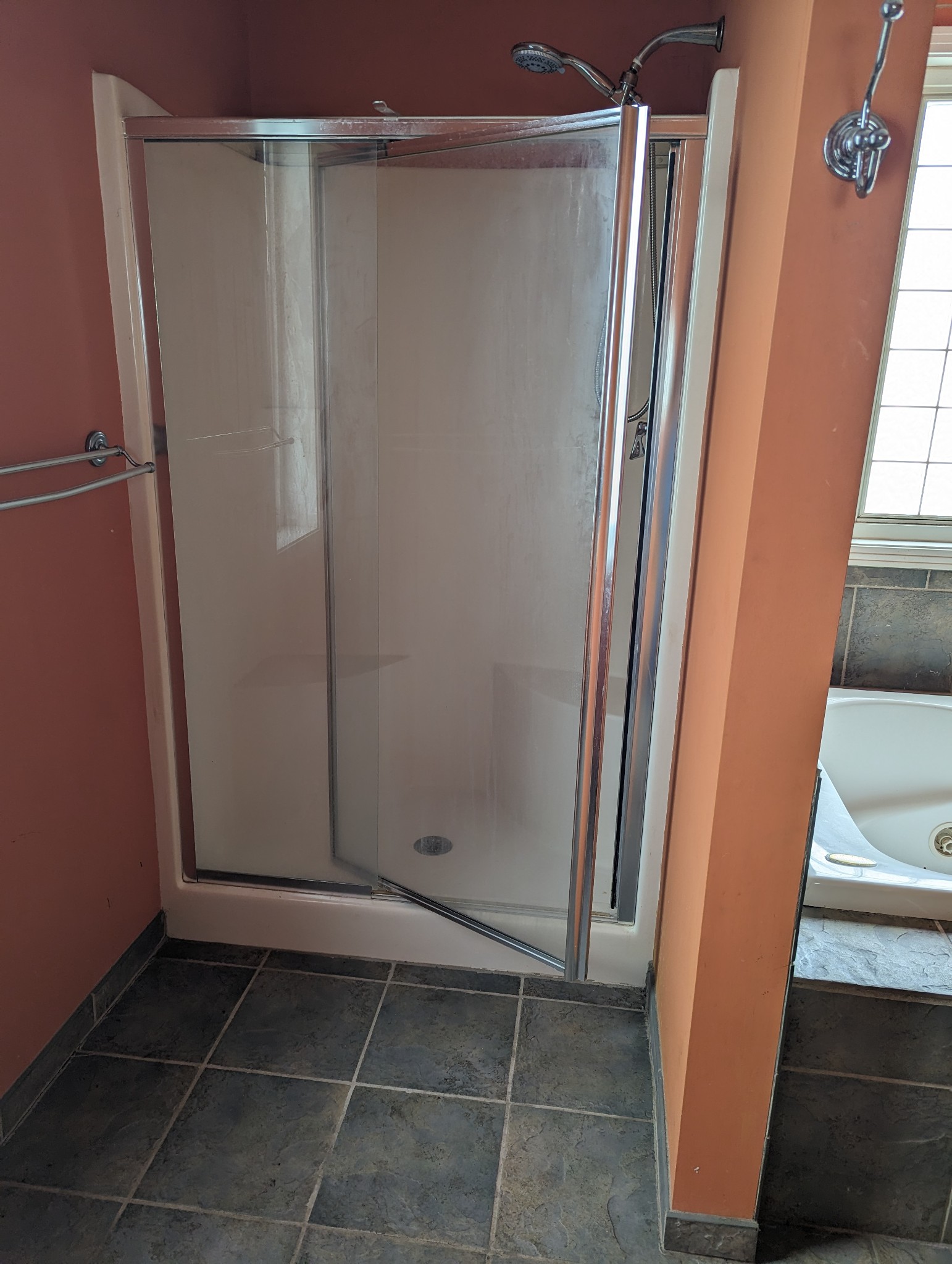 13702 Versailles Road Rockvale, TN 37153 - Photo 12 of 17 Main bathroom has a separate shower and a jetted tub.