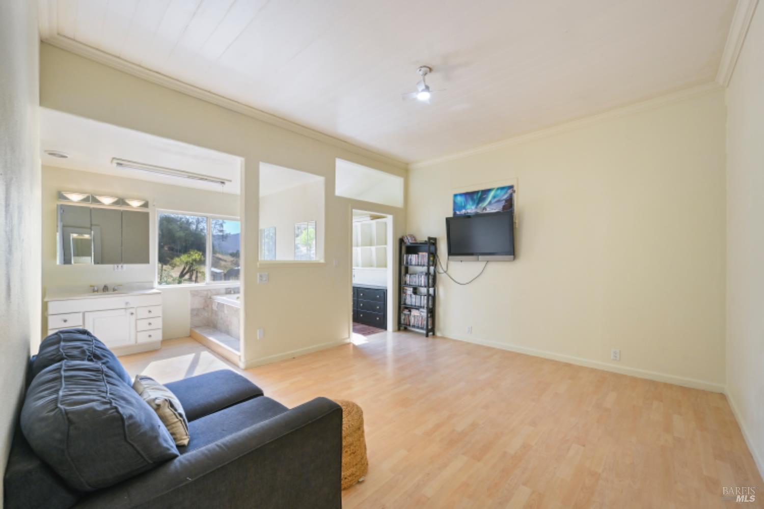 31258 Highway 128 Cloverdale, CA 95425 - Photo 37 of 88