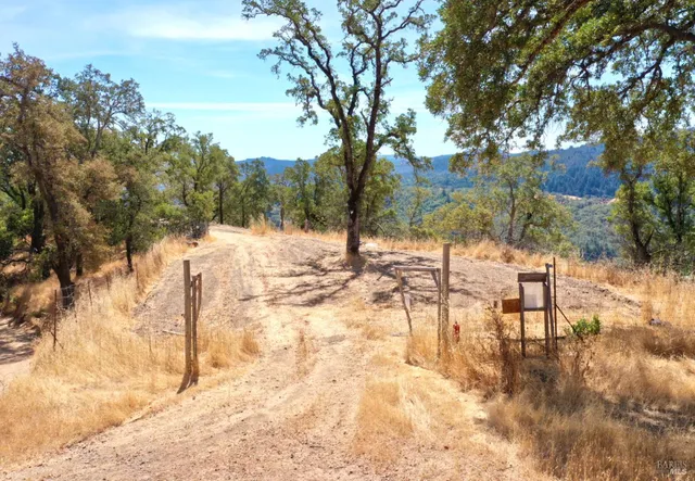 $1,685,000 | 31258 Highway 128, Cloverdale, CA 95425