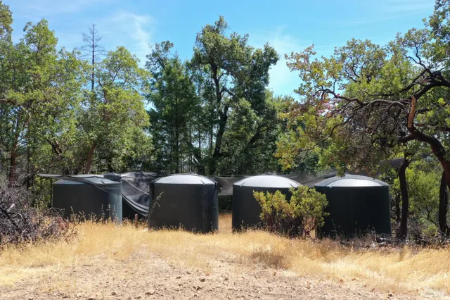 $1,685,000 | 31258 Highway 128, Cloverdale, CA 95425