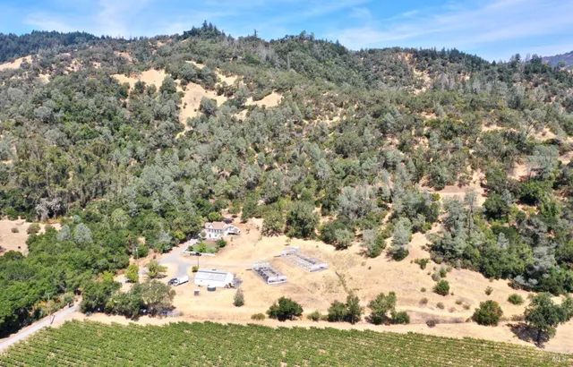 $1,685,000 | 31258 Highway 128, Cloverdale, CA 95425