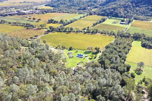 $1,685,000 | 31258 Highway 128, Cloverdale, CA 95425