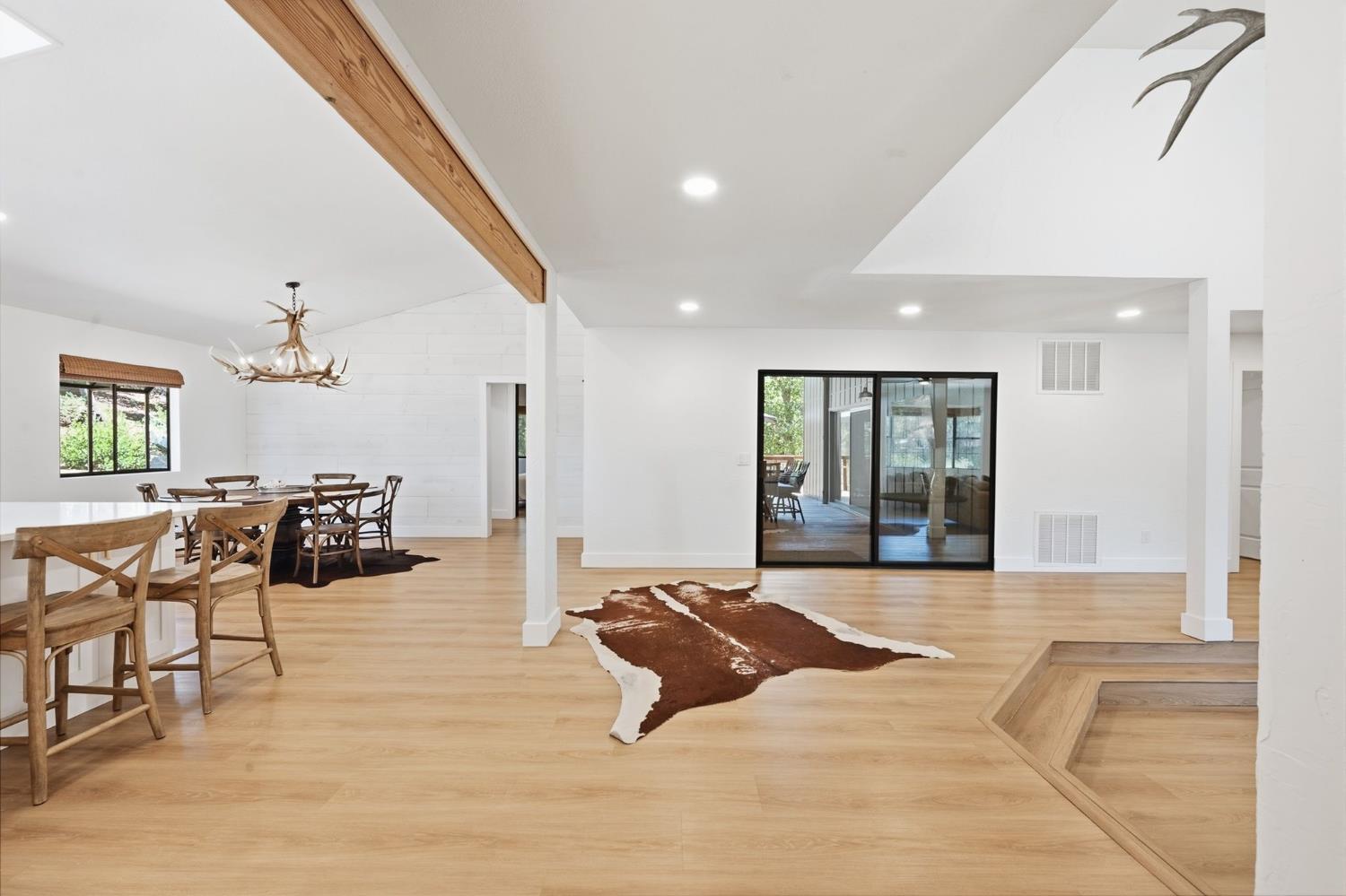 1547 Nugget Drive Murphys, CA 95247 - Photo 14 of 69 Gallery Image 14