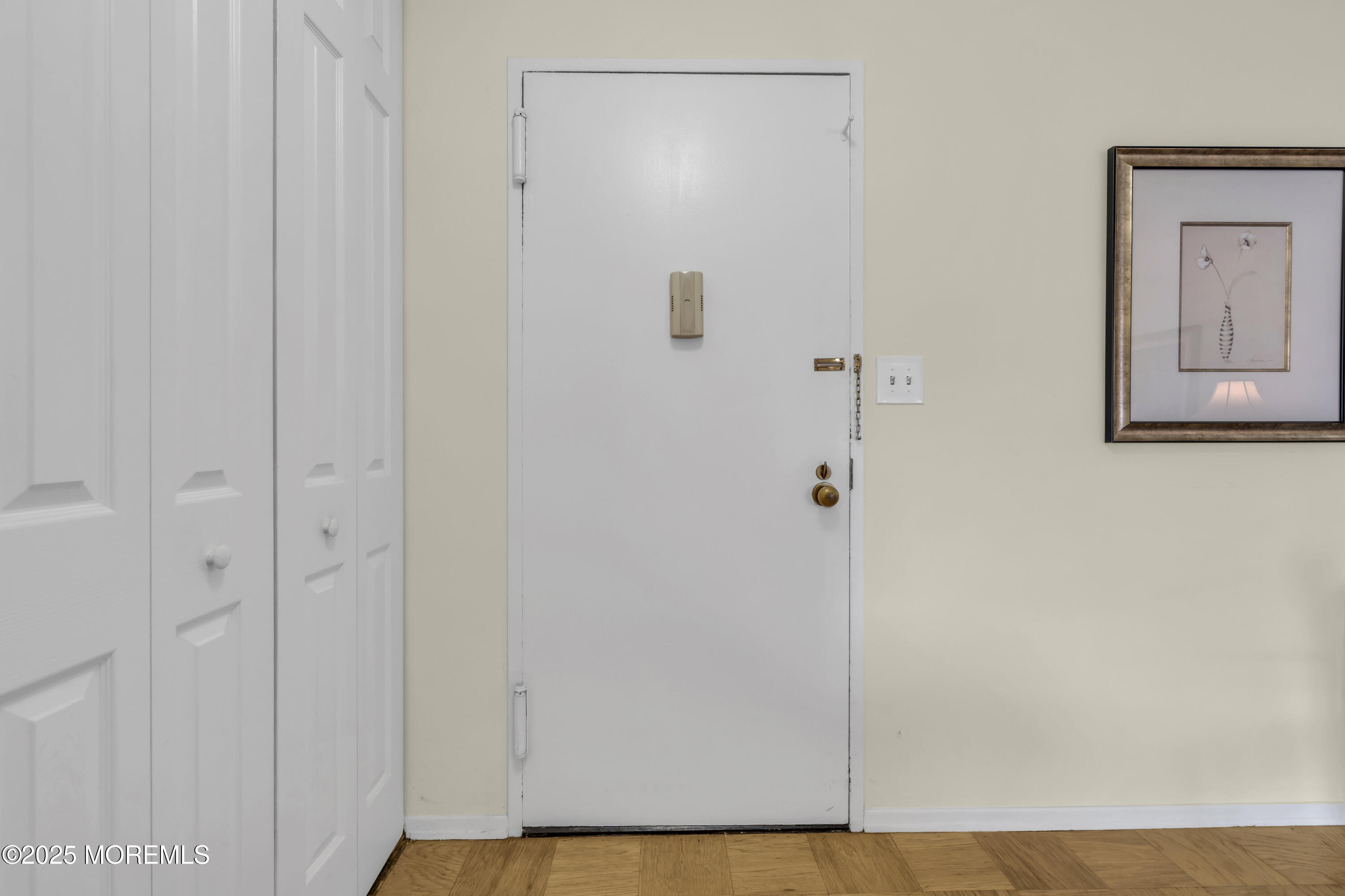 28 Riverside Avenue, Unit 2F Red Bank, NJ 07701 - Photo 11 of 26 Entrance