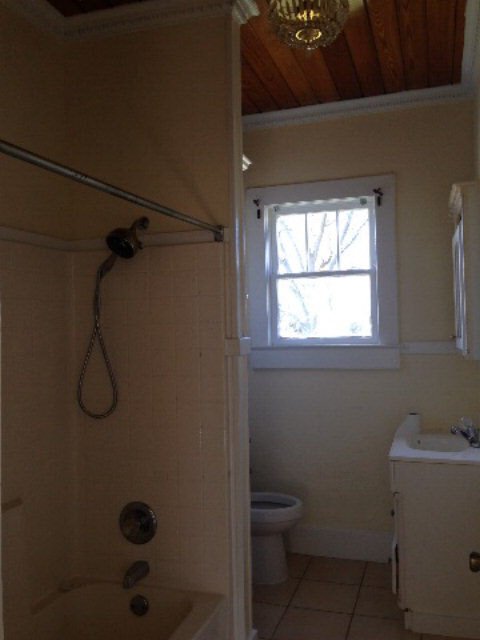 17140 County Road 28 Foley, AL 36535 - Photo 6 of 9 Bathroom