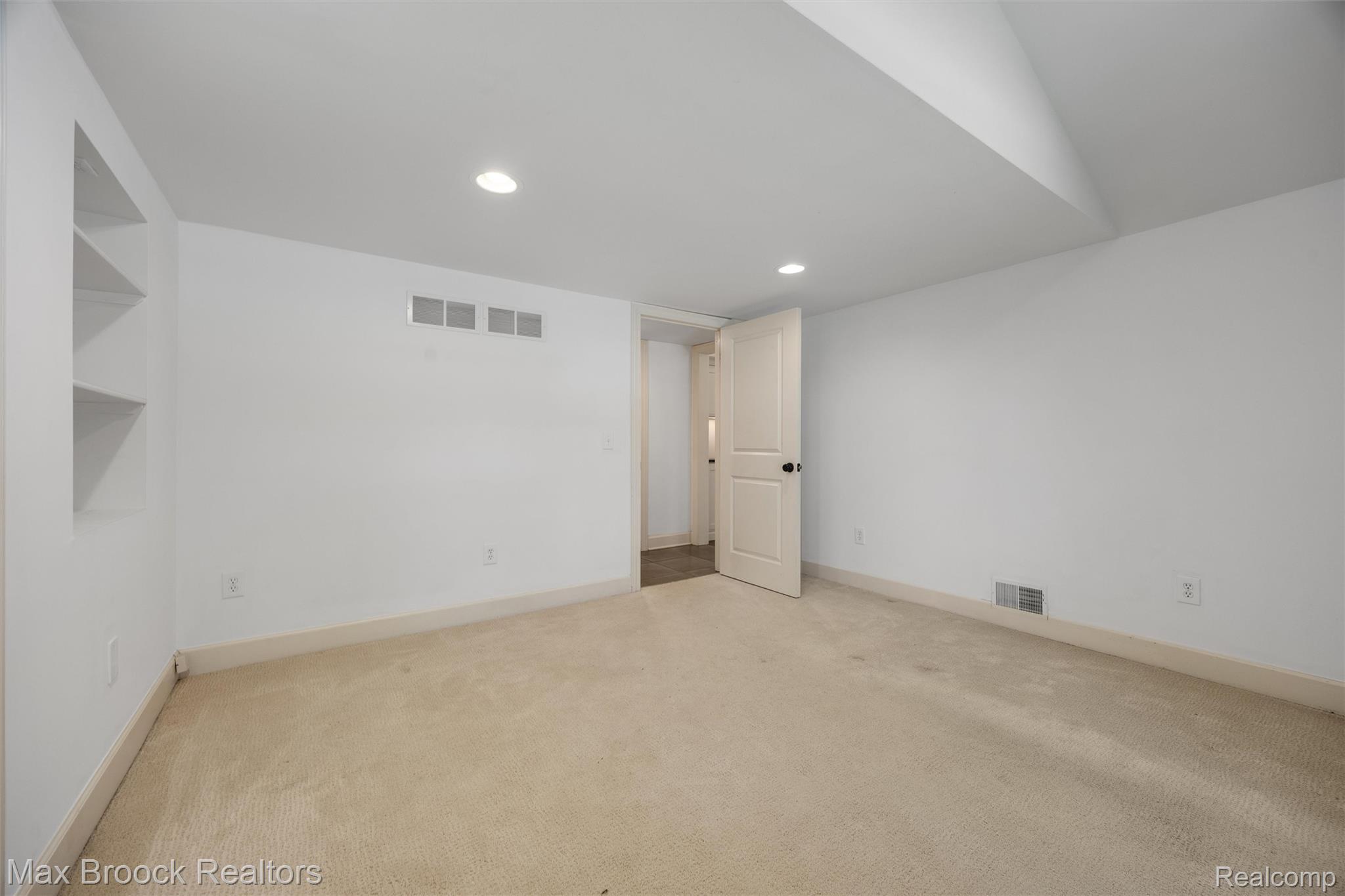 3797 South Darlington Road Bloomfield Hills, MI 48301 - Photo 43 of 63 Bedroom #3