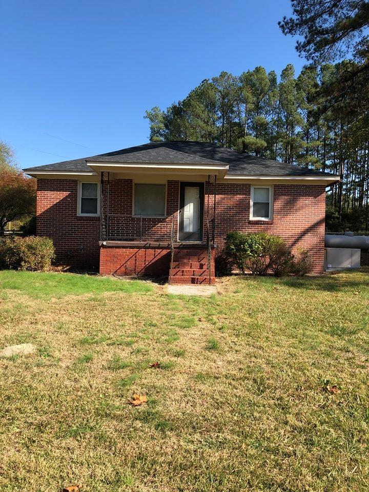 114 Camelot Drive Rockingham, NC 28379 - Photo 1 of 26 front