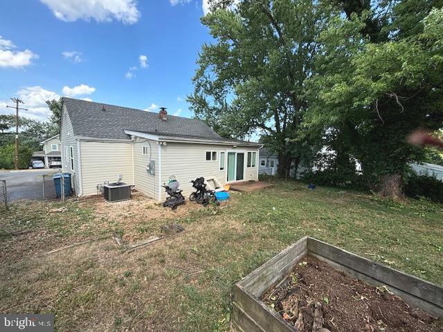 7445 Patterson Road Falls Church, VA 22043 - Photo 16 of 29