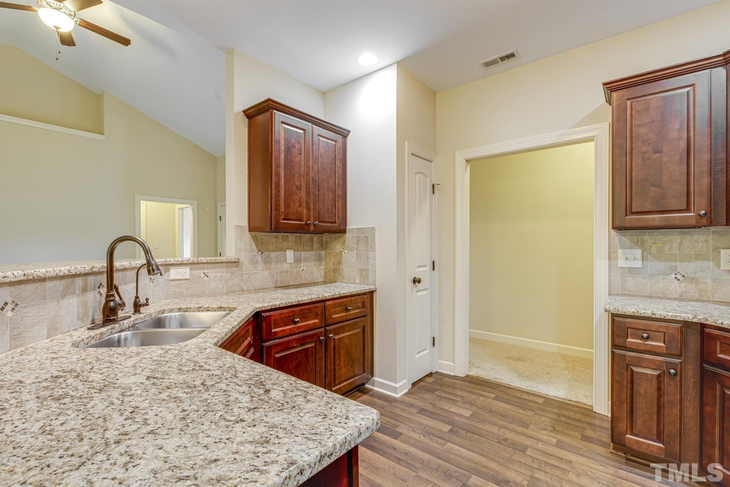 2123 Matthews Road Clayton, NC 27520 - Photo 5 of 33 Gallery Image 5