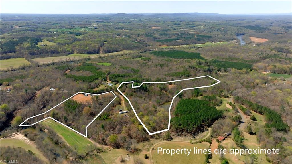 335 Phillips Road Dobson, NC 27017 - Photo 4 of 34