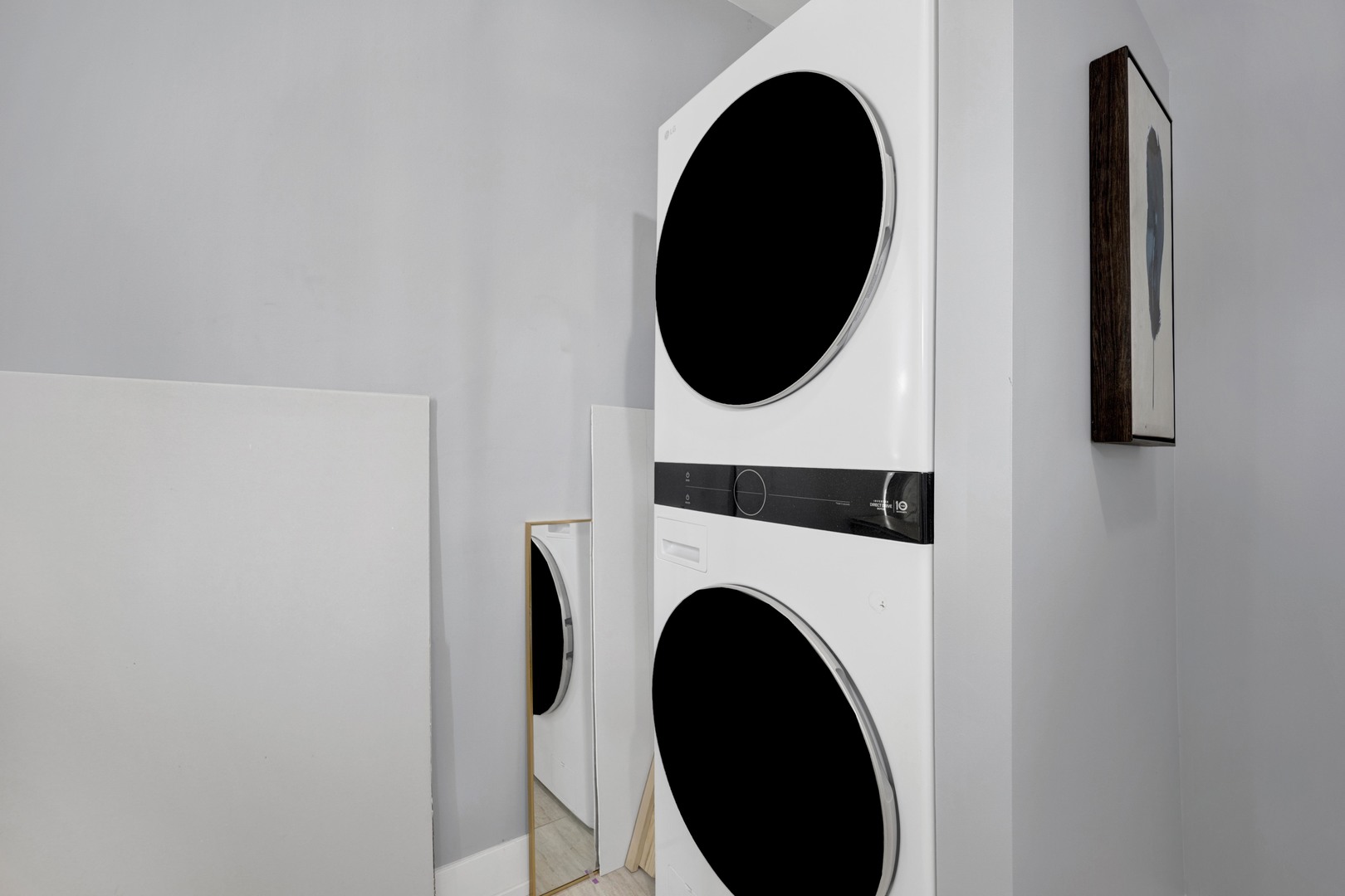 3806 South Indiana Avenue Chicago, IL 60653 - Photo 15 of 35 a close up view of a washer and dryer