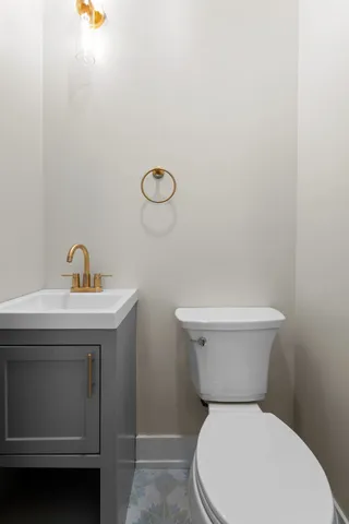 $599,000 | 3806 South Indiana Avenue, Chicago, IL 60653