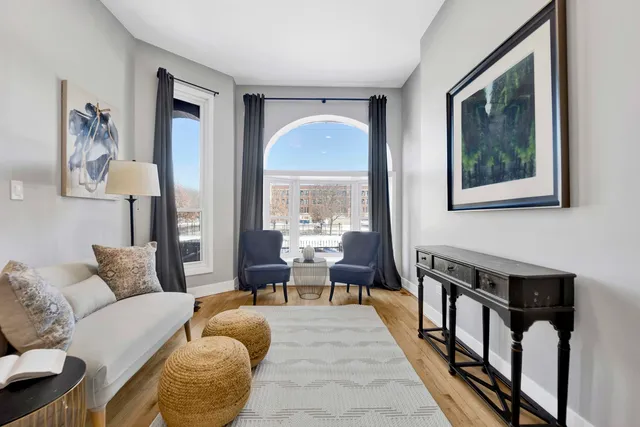 $599,000 | 3806 South Indiana Avenue, Chicago, IL 60653