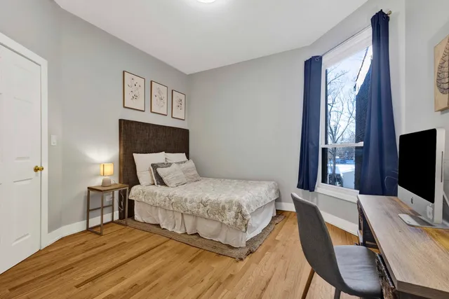 $599,000 | 3806 South Indiana Avenue, Chicago, IL 60653