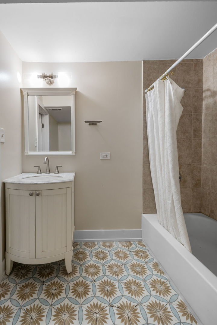 3806 South Indiana Avenue Chicago, IL 60653 - Photo 22 of 31