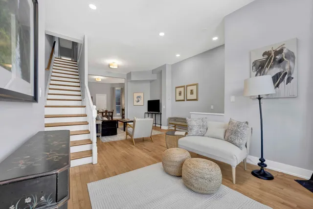 $599,000 | 3806 South Indiana Avenue, Chicago, IL 60653