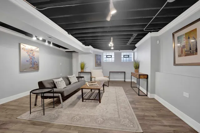 $599,000 | 3806 South Indiana Avenue, Chicago, IL 60653