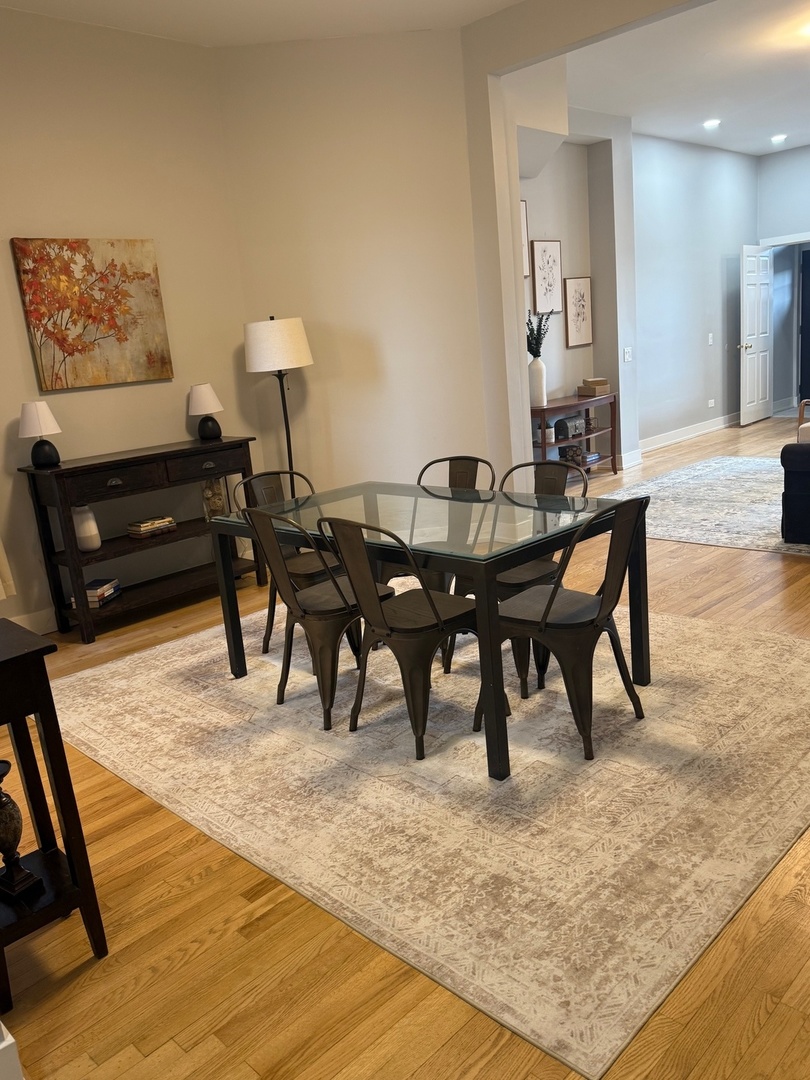 3806 South Indiana Avenue Chicago, IL 60653 - Photo 4 of 31