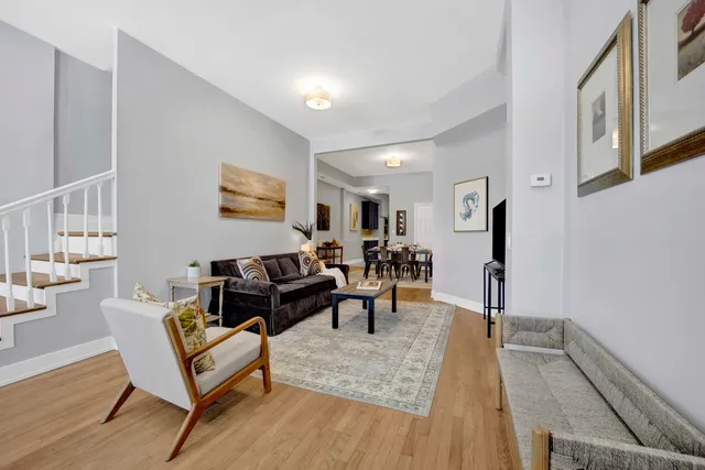 $599,000 | 3806 South Indiana Avenue, Chicago, IL 60653