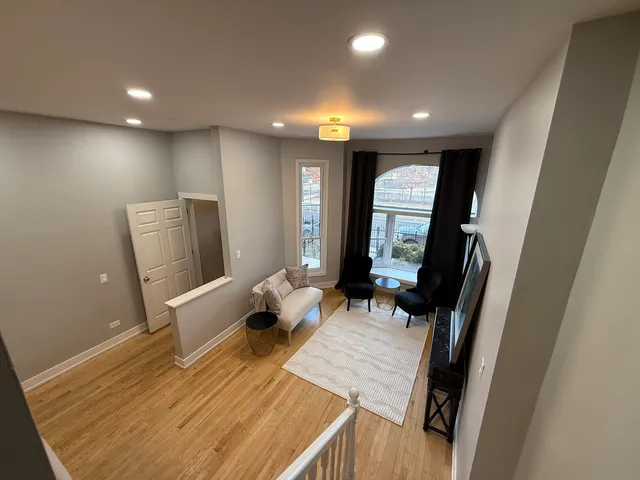 $599,000 | 3806 South Indiana Avenue, Chicago, IL 60653