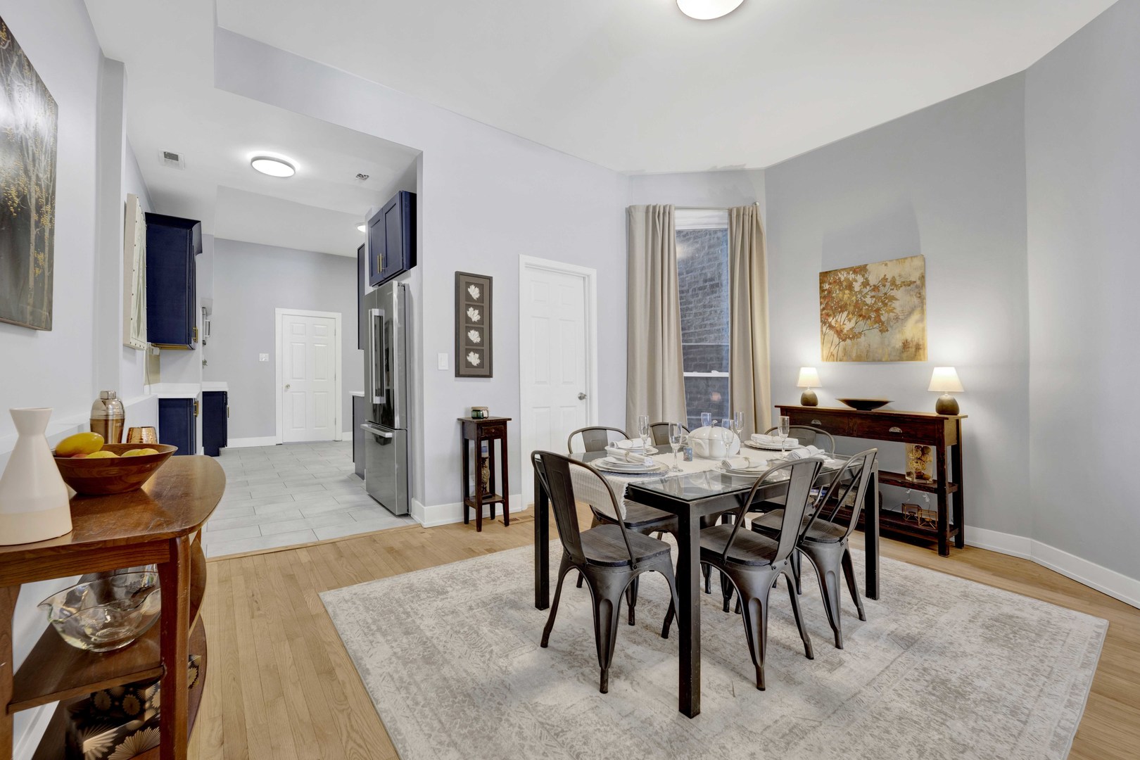 3806 South Indiana Avenue Chicago, IL 60653 - Photo 9 of 35 a view of a dining room with furniture