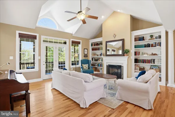 $699,900 | 201 Liberty Lane, Middletown, VA 22645