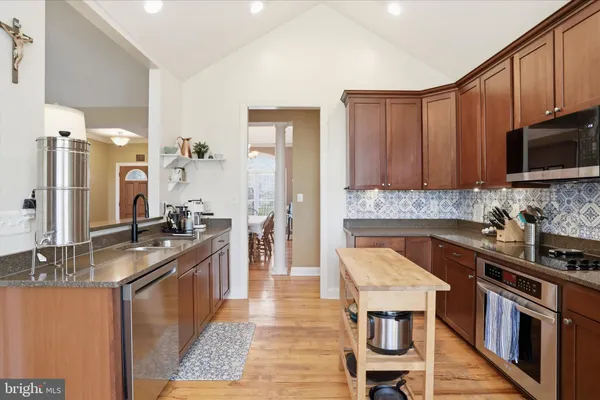 $699,900 | 201 Liberty Lane, Middletown, VA 22645