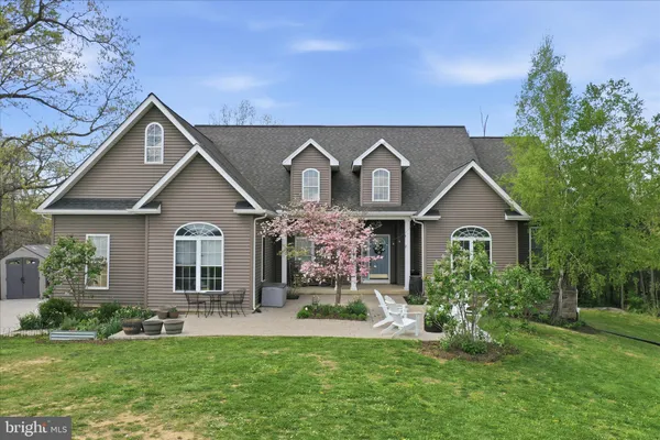 $699,900 | 201 Liberty Lane, Middletown, VA 22645
