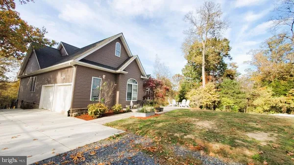 $699,900 | 201 Liberty Lane, Middletown, VA 22645