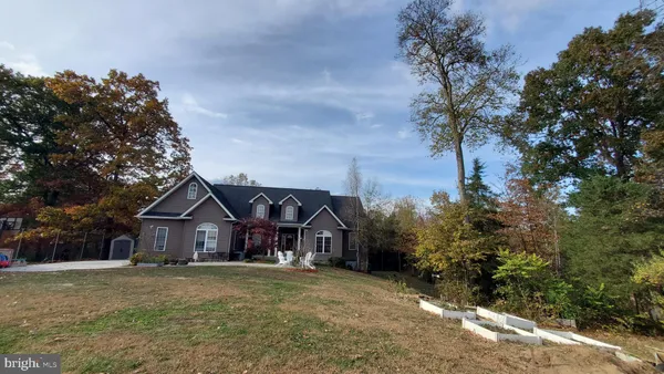 $699,900 | 201 Liberty Lane, Middletown, VA 22645