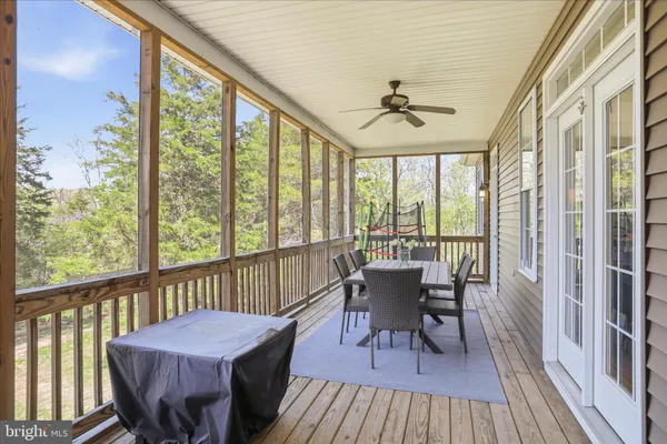 $699,900 | 201 Liberty Lane, Middletown, VA 22645