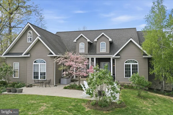 $699,900 | 201 Liberty Lane, Middletown, VA 22645